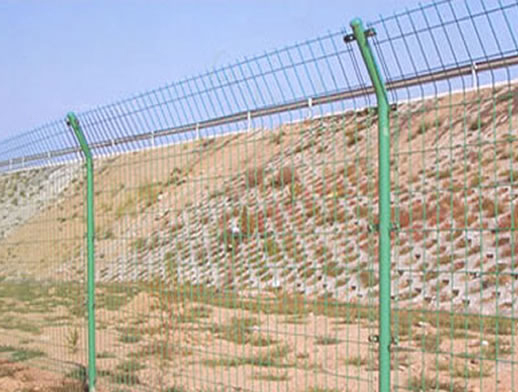 YLWA071 公路護欄網